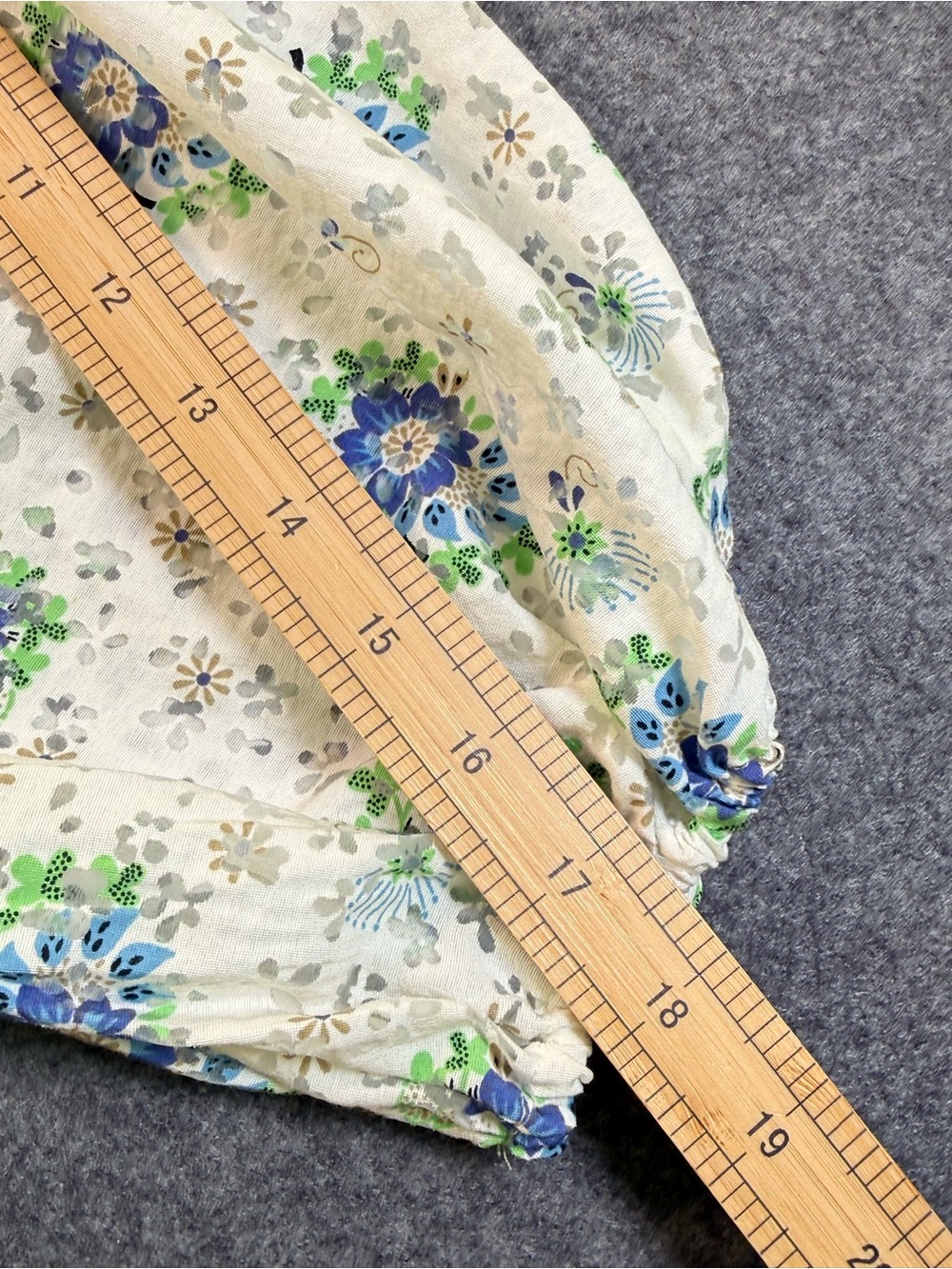 Zara NWT Floral Sheer Puff Sleeve Cropped Button-Up Blouse XS White Blue - Picture 10 of 13